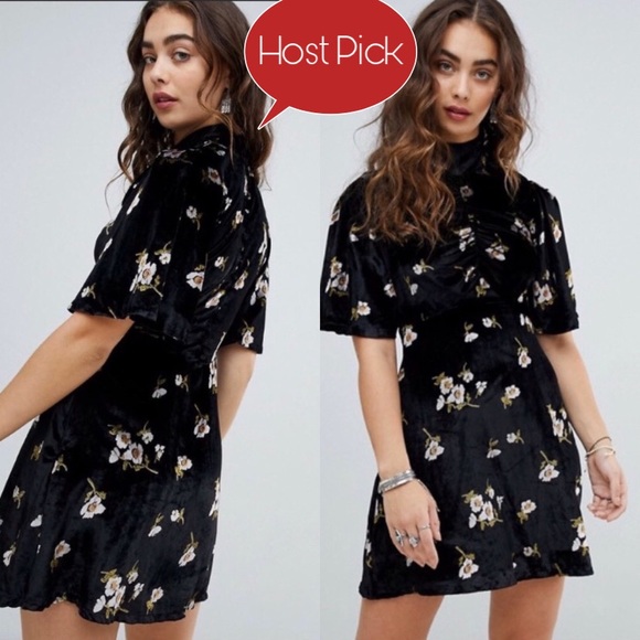 NWT FREE PEOPLE BLK VELVET FLORAL DRESS - Picture 6 of 9